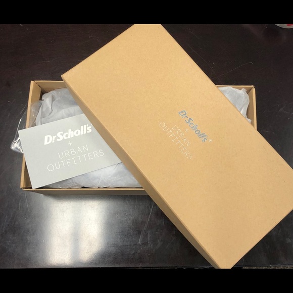 NWT - Dr. Scholl's Urban Outfitters Sandals - Picture 5 of 6